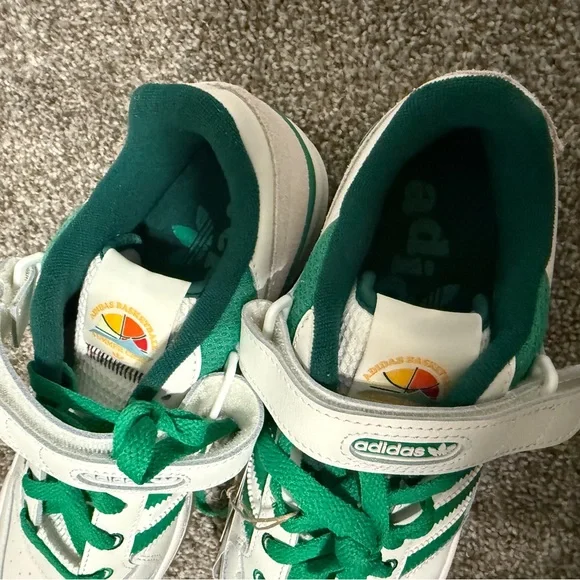 NWT Men’s adidas Forum Low - White Collegiate Green - Size 10.5 - Picture 3 of 6